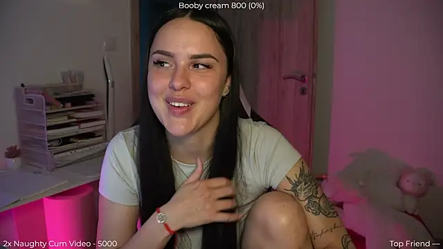 NaomiiMoon online show from May 24, 6:24 pm