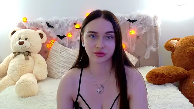 Snapshot of Lilliana_Moon chatting on October 23, 7:07 am Lilliana Moon online show from October 23, 7:07 am