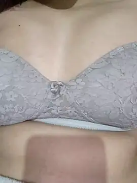 Snapshot of nikkibenza chatting on January 25, 4:24 pm nikkibenza online show from January 25, 4:24 pm