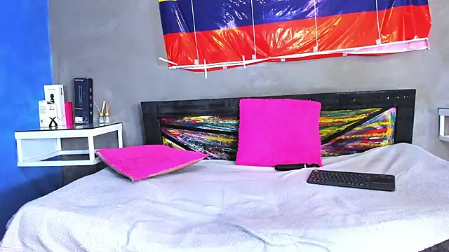 Charlotte curvy  online show from July 5, 8:16 pm