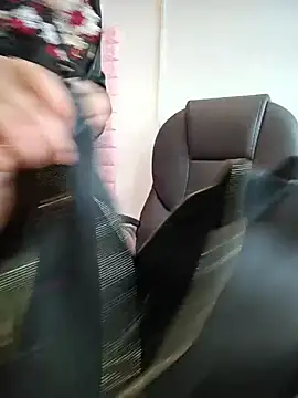 Snapshot of zahra_Jalid chatting on November 6, 10:21 pm zahra Jalid online show from November 6, 10:21 pm