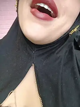 Snapshot of zahra_Jalid chatting on November 28, 11:40 pm zahra Jalid online show from November 28, 11:40 pm