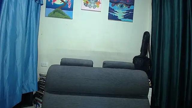 Snapshot of Antonellaa_111 chatting on January 18, 2:36 am Antonellaa 111 online show from January 18, 2:36 am
