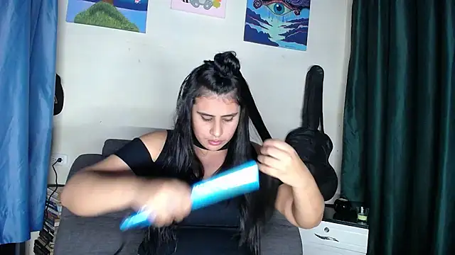 Snapshot of Antonellaa_111 chatting on March 2, 5:44 am Antonellaa 111 online show from March 2, 5:44 am