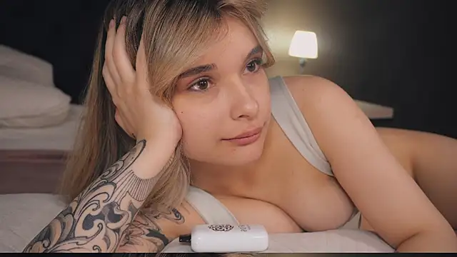 Bella Alita online show from March 15, 8:37 am