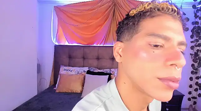 Ethan Boyy online show from March 10, 6:23 pm