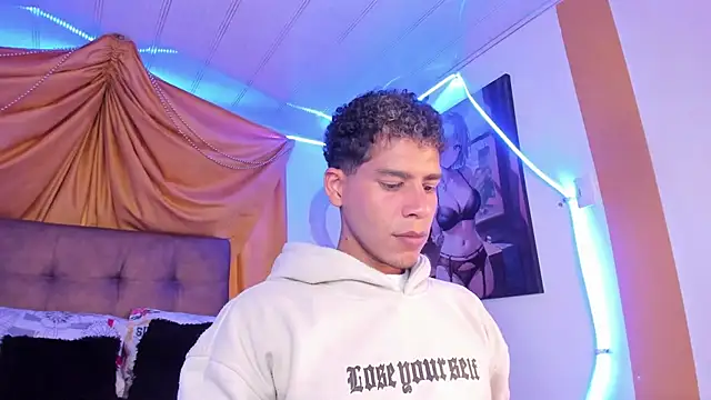 Ethan Boyy online show from September 27, 10:26 pm