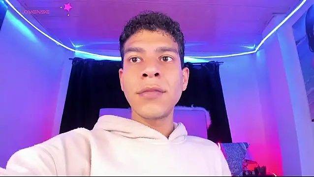 Ethan Boyy online show from May 2, 7:41 pm