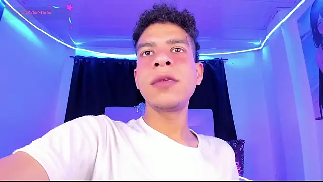 Ethan Boyy online show from May 29, 7:56 pm