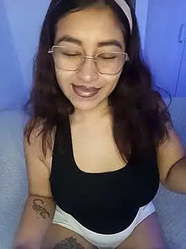 AnonymousGirl online show from May 14, 1:51 pm