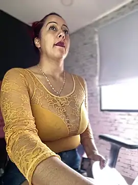 Miss  Melody online show from January 18, 1:40 pm