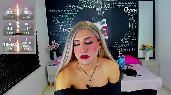 Snapshot of Georgina_Giio chatting on January 19, 8:29 am Georgina Giio online show from January 19, 8:29 am