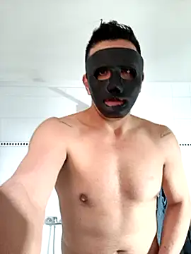 Snapshot of dennygladiator chatting on March 18, 9:20 am dennygladiator online show from March 18, 9:20 am