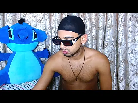 dannyhardx online show from November 28, 9:17 pm