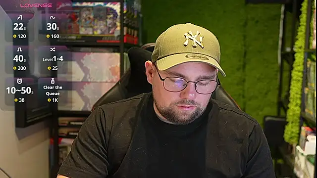 Snapshot of justinitt chatting on November 20, 2:39 pm justinitt online show from November 20, 2:39 pm