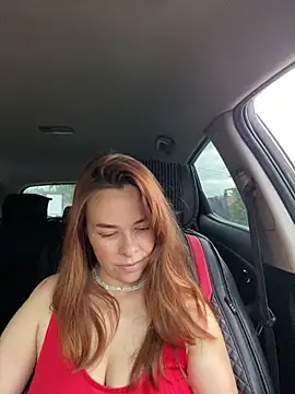 Kelley Allie online show from June 15, 3:47 pm