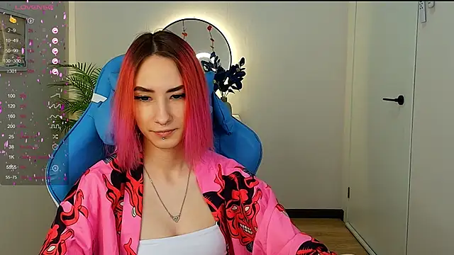 Snapshot of Kar1_na_ chatting on February 5, 8:21 am Kar1 na online show from February 5, 8:21 am