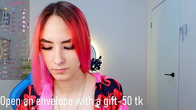 Snapshot of Kar1_na_ chatting on February 8, 8:20 am Kar1 na online show from February 8, 8:20 am