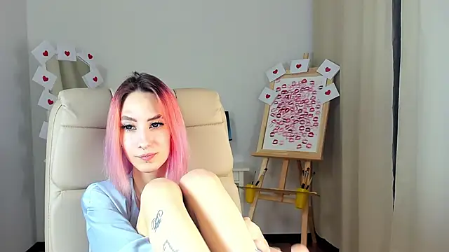 Snapshot of Kar1_na_ chatting on February 20, 11:42 am Kar1 na online show from February 20, 11:42 am