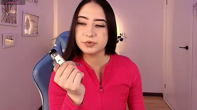 Snapshot of Kar1_na_ chatting on November 14, 2:21 am Kar1 na online show from November 14, 2:21 am