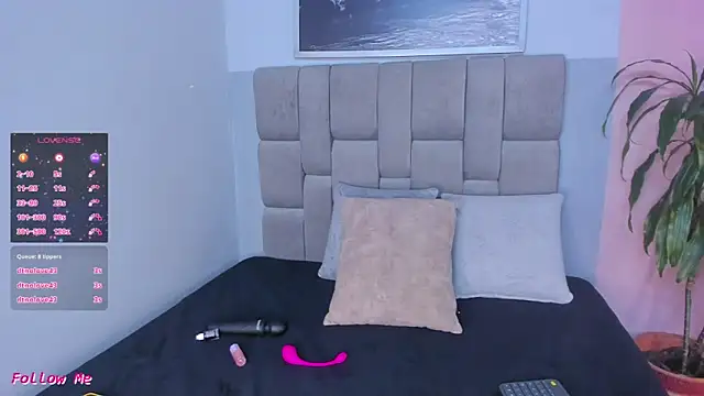 Snapshot of janna_lopez_ chatting on December 20, 12:01 pm janna lopez online show from December 20, 12:01 pm