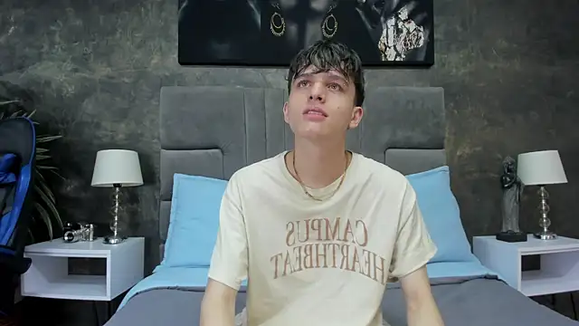 Snapshot of bruce_hans chatting on October 24, 11:50 am bruce hans online show from October 24, 11:50 am