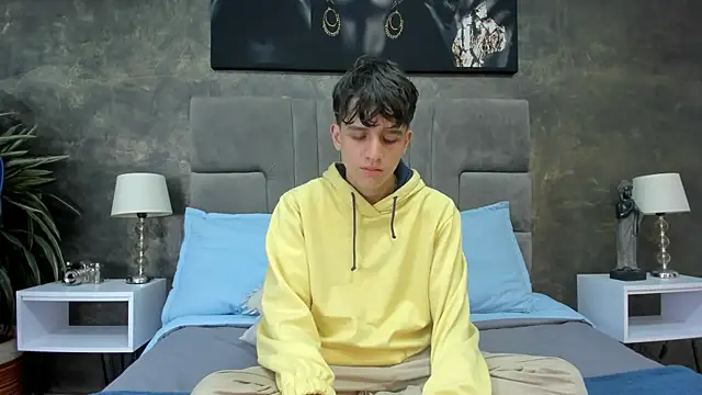 Snapshot of bruce_hans chatting on October 27, 11:47 am bruce hans online show from October 27, 11:47 am