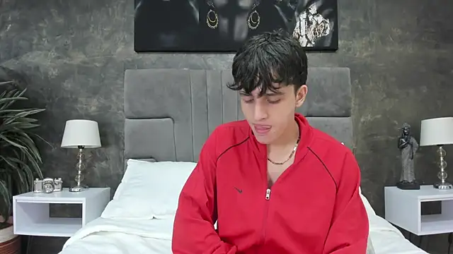 Snapshot of bruce_hans chatting on November 6, 12:50 pm bruce hans online show from November 6, 12:50 pm