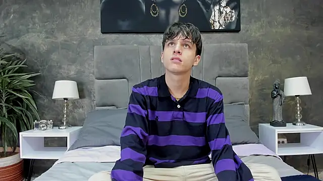 Snapshot of bruce_hans chatting on November 9, 11:41 am bruce hans online show from November 9, 11:41 am