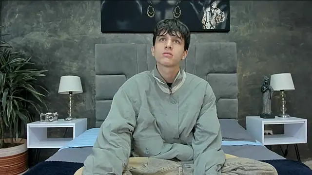 Snapshot of bruce_hans chatting on November 21, 11:53 am bruce hans online show from November 21, 11:53 am