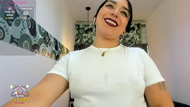 Clarise Allen online show from April 28, 8:47 pm