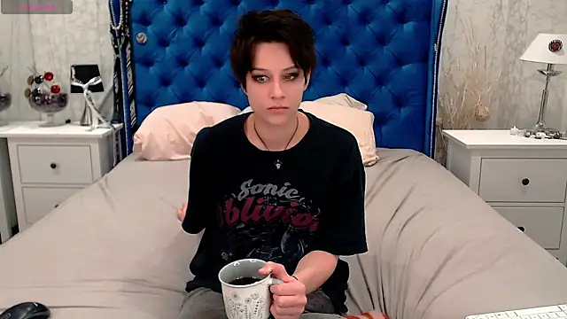 via mayer  online show from December 23, 4:21 am