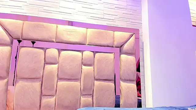 pocahontas pow online show from June 3, 2:33 pm