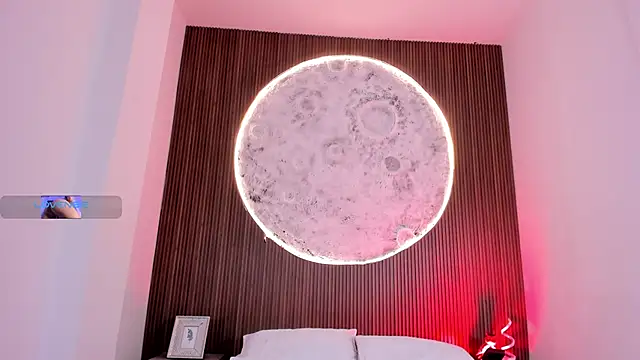 EthaanCox online show from January 8, 8:55 pm