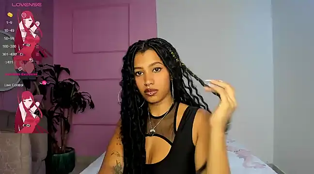 Snapshot of Missangeldust16 chatting on January 13, 9:09 pm Missangeldust16 online show from January 13, 9:09 pm