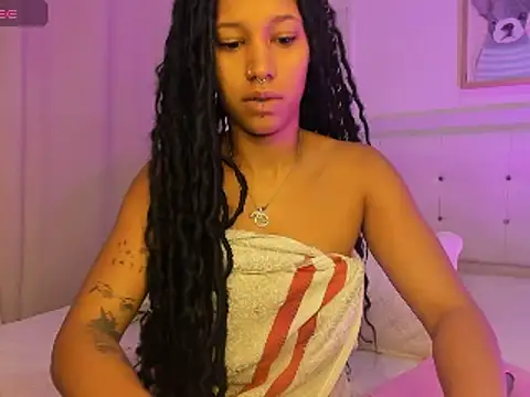 Snapshot of Missangeldust16 chatting on February 11, 12:05 pm Missangeldust16 online show from February 11, 12:05 pm