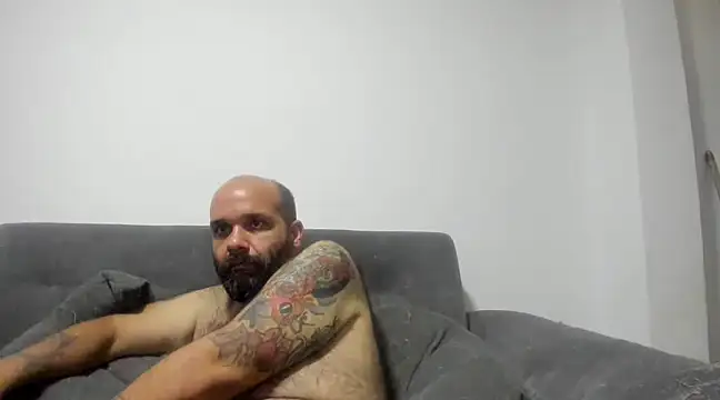 Snapshot of Chubi6669 chatting on February 22, 4:40 am Chubi6669 online show from February 22, 4:40 am