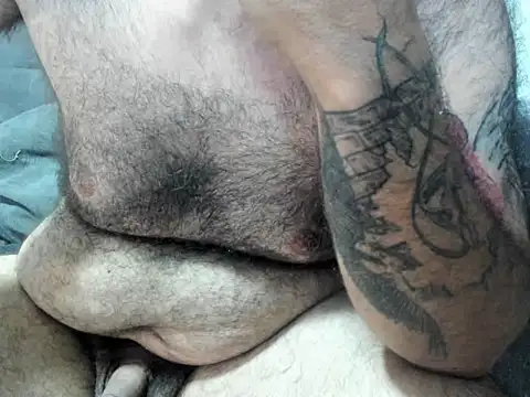 Snapshot of Chubi6669 chatting on February 23, 1:42 pm Chubi6669 online show from February 23, 1:42 pm