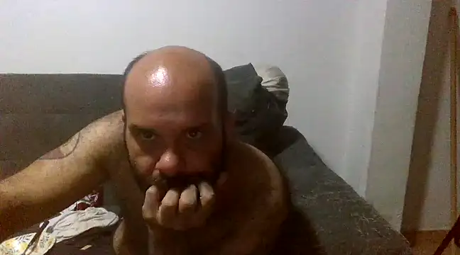 Snapshot of Chubi6669 chatting on February 23, 6:45 pm Chubi6669 online show from February 23, 6:45 pm