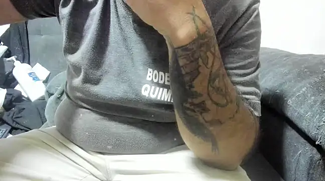 Snapshot of Chubi6669 chatting on March 15, 9:05 pm Chubi6669 online show from March 15, 9:05 pm