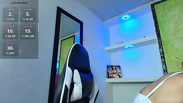 Snapshot of Miss_sparkle00 chatting on November 26, 3:51 am Miss sparkle00 online show from November 26, 3:51 am