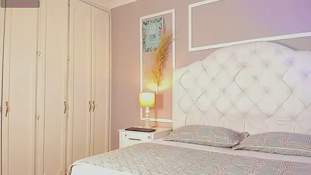 connor and angel online show from February 25, 8:09 pm