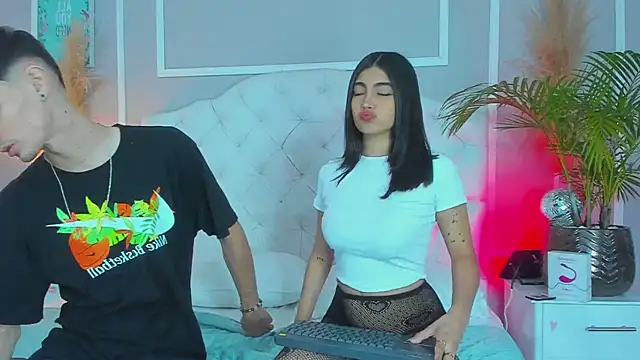 connor and angel online show from March 22, 1:19 pm