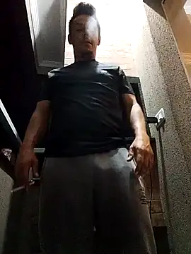 Santanacumxplod online show from January 23, 2:23 am