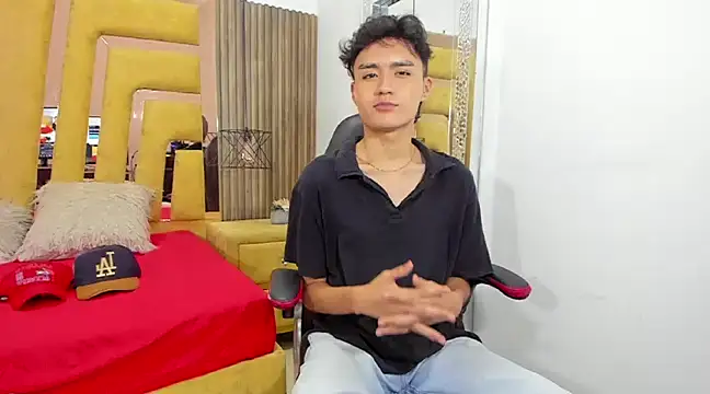 AiddenScott online show from January 25, 7:38 am