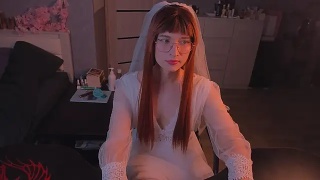 Snapshot of foxy_jpg chatting on July 25, 9:34 pm foxy jpg online show from July 25, 9:34 pm