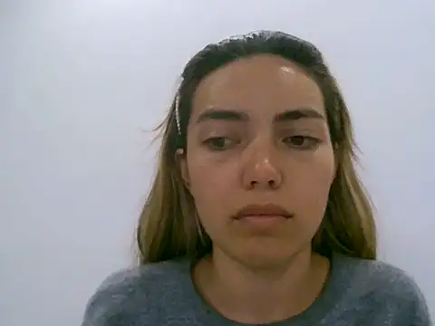 VittoriaTaylor online show from June 9, 4:13 am