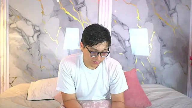 vanilla hot online show from October 13, 7:36 pm