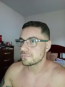 Dyllan   online show from May 19, 2:23 pm