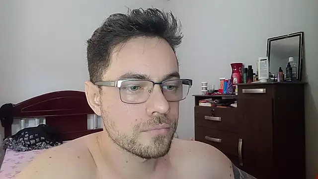 Dyllan   online show from June 12, 2:16 pm